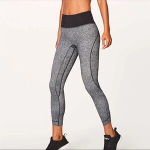 Lululemon Athletica Run The Day 7/8 Black and Gray Leggings | Sz 4